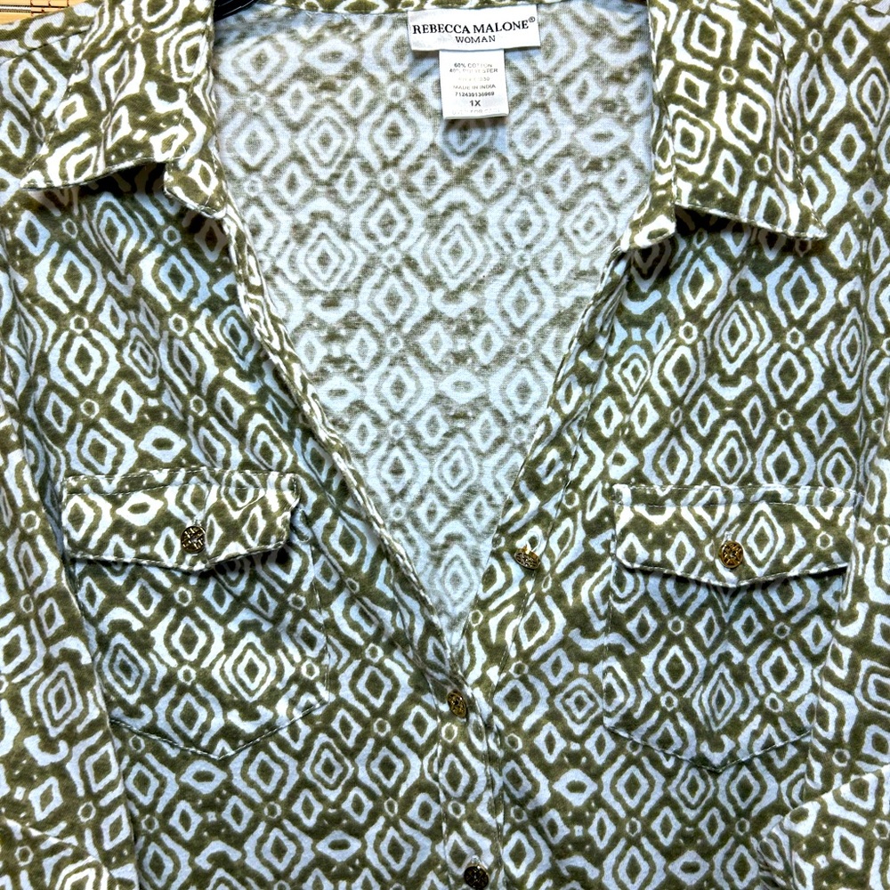 Geometric Pattern Blouse - Picture 4 of 11